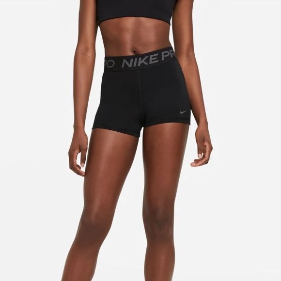 Nike Pants - Nike Pro Shorts - Medium